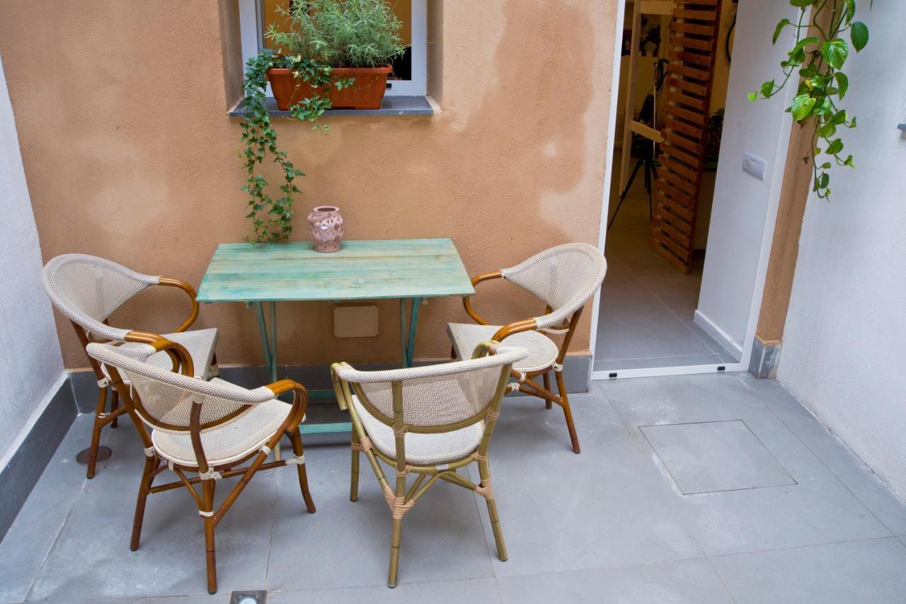 Casa Al Vino Apartment Portici Luaran gambar